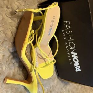 Fashion nova ha,Paton vibe heeled sandals size 7